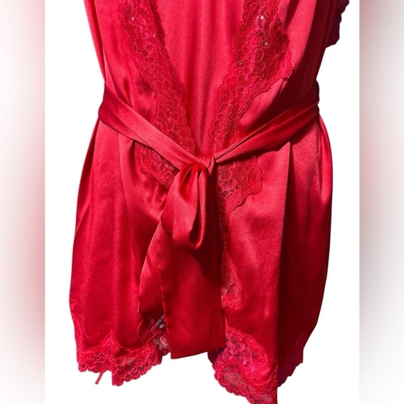 Victoria’s Secret Red Satin Rhinestoned Lace Chemise with Matching Robe M Medium - Picture 11 of 16